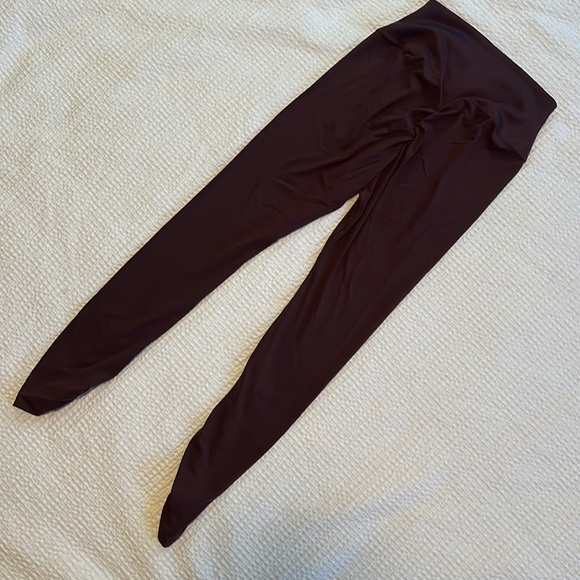 Gymshark x Whitney Simmons Chocolate Ribbed Legging - Picture 4 of 5